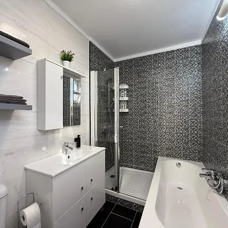 Prime Located Penthouse W Seaview Appartamento Portimão