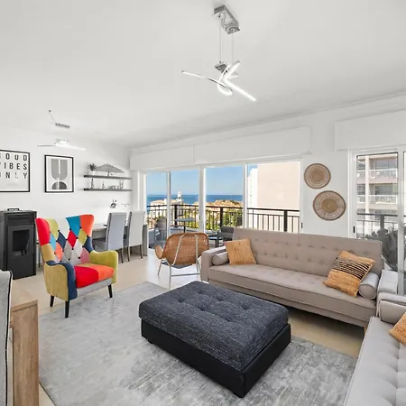 Prime Located Penthouse W Seaview * Portimão