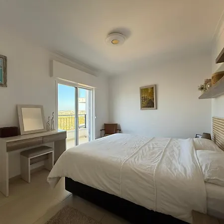 Prime Located Penthouse W Seaview Apartman